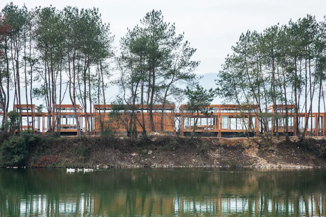 2 Huangyu Pine Park Pavilion