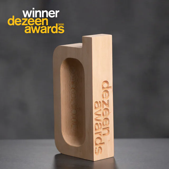 DEZ Awards 2020 Winners trophy